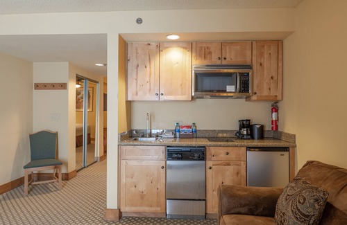 Crested Butte Condo | Experience Mt Crested Butte at Grand Lodge Condo, 10/10 Rated