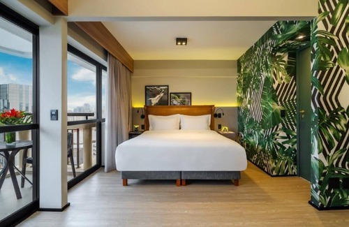 Itaim Bibi Hotel | Elegant Stay at Grand Mercure SP Itaim Bibi - Top Amenities Await