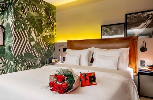 Itaim Bibi Hotel | Elegant Stay at Grand Mercure SP Itaim Bibi - Top Amenities Await