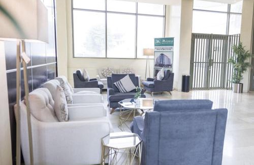 Bamako Apartment | Pet-Friendly Grand MiCasa ACI 2000 with Pool and Dining