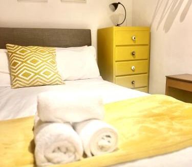 Burton on Trent Apartment | Grand Mill: Perfectly Located Near Shops and Attractions