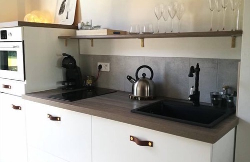 Suce-sur-Erdre House | Relaxing Getaway at Grand "nid de L'erdre" with Spa Access