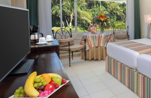 Zona Hotelera Resort | Discover Grand Oasis Palm - All Inclusive Family Retreat