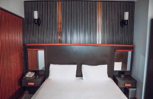 Bakırkoy Apartment | Budget-Friendly Escape at Grand Onur Hotel with Spa & Hot Tub