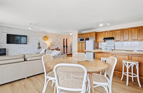Narooma Apartment | Ground Floor Grand Pacific with Ocean View & Family-Friendly Amenities
