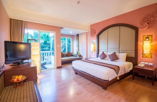 Cha-am Resort | Relaxing Ocean View at Grand Pacific Sovereign Resort & Spa