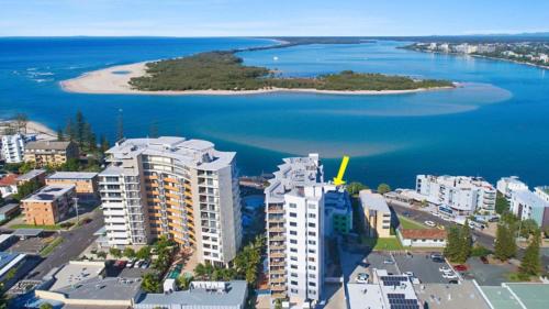 Caloundra Apartment | Grand Pacific Unit 19