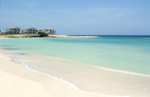 Lucea Resort | Discover Grand Palladium Lady Hamilton Resort & Spa Getaway