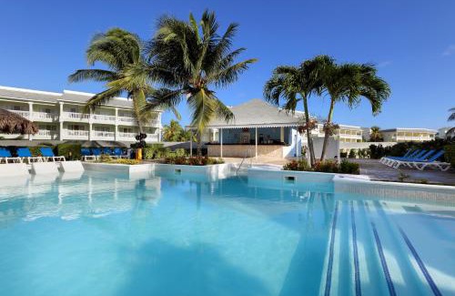 Lucea Resort | Discover Grand Palladium Lady Hamilton Resort & Spa Getaway