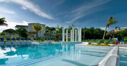 Lucea Resort | Discover Grand Palladium Lady Hamilton Resort & Spa Getaway