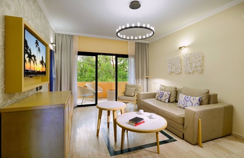 Tankah Resort | Relax at Grand Palladium White Sand Resort & Spa