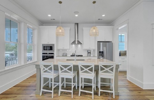 Isle of Palms House | Elegant Grand Pavilion 35: Oceanfront Retreat with Amenities