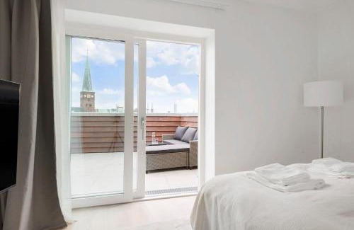 Midtbyen Apartment | Exclusive Penthouse Suite with Private Rooftop Terrace