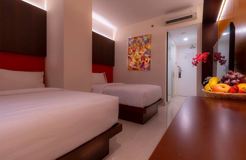 Kebon Kacang Hotel | Discover Grand Picasso Hotel: Spa & Family-Friendly Stays