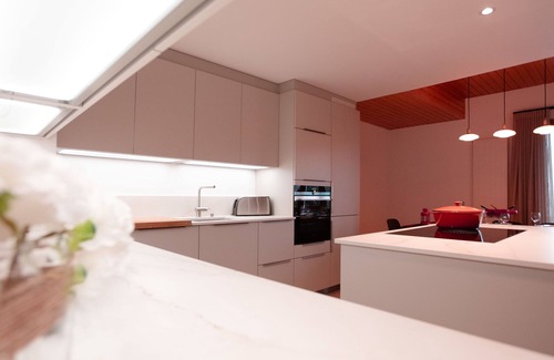 Villars-sur-Ollon Apartment | Elegant Stay at Grand-Pont 15 with Lake Views & Spa