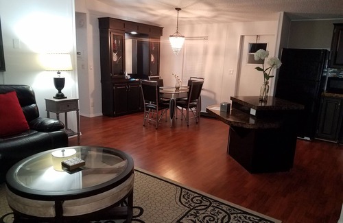 Dade City House | Explore Grand Poseidon: Family-Friendly Hiking Retreat
