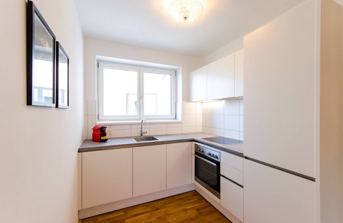 Weißgerber Apartment | Elegant Grand Quarters City Residence - 4-Star Perfection