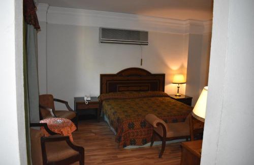 Mirpur Hotel | Grand Regency Hotel: Family-Friendly with Great Amenities