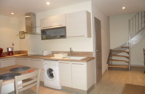 Salies-de-Bearn Apartment | Stylish T3 in Salies de Bearn with Pet-Friendly Amenities