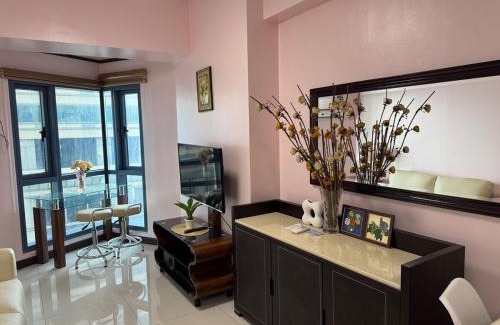 Ermita Apartment | Grand Riviera Suites 1201 Near US Embassy and St Luke's Medical Center Extension Clinic SLEC by Prime Stay