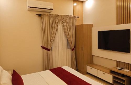 Gulshan-e-Iqbal House | Grand Rose In Gulshan
