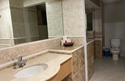 Tampico Hotel | Welcoming Hotel Grand Royal: Family-Friendly with Pool