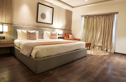 Latur Hotel | Discover Grand Sarovar Portico: Top-Rated Family Getaway