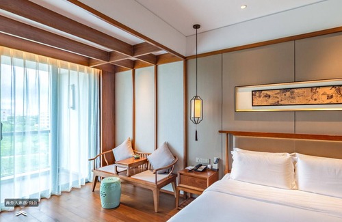 Shenzhen Hotel | Elegant Grand Skylight Int' Hotel Pingshan: Rated 9.6/10