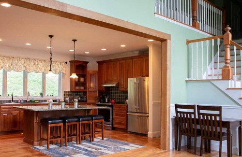Cooperstown - Otsego Lake House | Guest Rated 10/10: Grand Slam Lake House Cooperstown