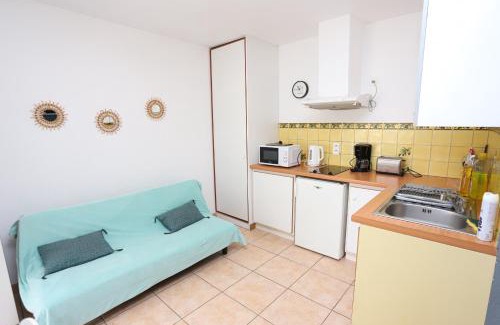 Argeles Plage Apartment | Bright Oceanfront Studio in the Heart of Argeles' Action