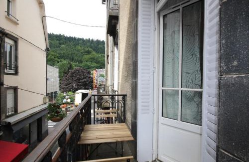 Mont-Dore Apartment | Elegant Central Studio with Balcony near Mont-Dore Thermes
