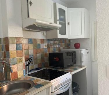 Port Rive Gauche Apartment | Beachside Grand Studio Cabine with Ocean View Amenities