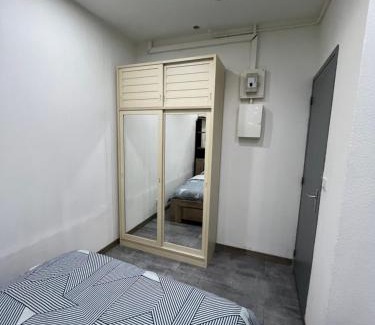 Lunel Apartment | Impressive Grand Studio - Guest Rated 10/10, Family Friendly