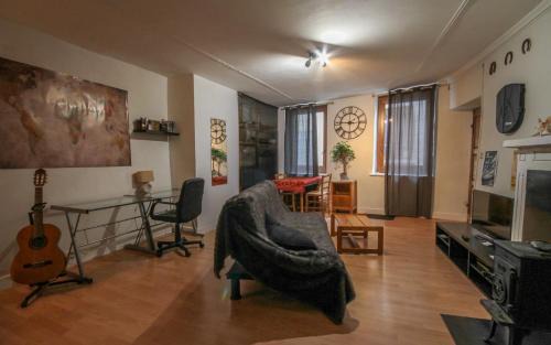 Guillestre Apartment | Cozy Grand Studio in Historic Center - Rated 9/10 by Guests
