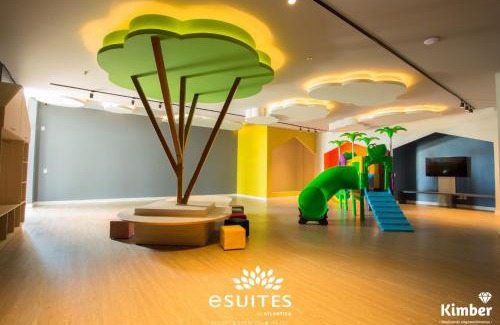Ita Hotel | Elegant Grand Suítes Family Resort with Oceanfront Pools