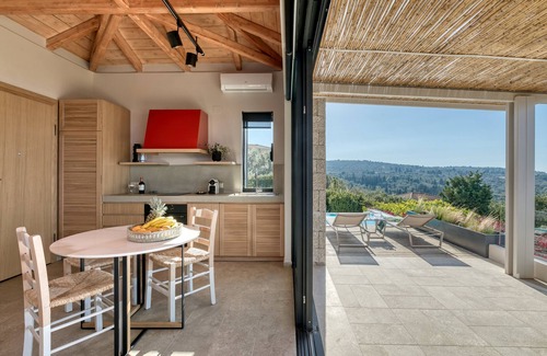 Kavallos Villa | Indulgent Grand Suite with Private Pool & Panoramic Views