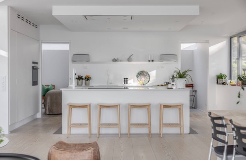 Tranholmen Villa | Inviting Grand Summer Residence with Family-Friendly Amenities