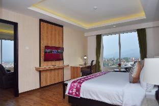 Soreang Hotel | Relax at Grand Sunshine Resort & Convention: Family-Friendly Fun