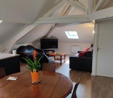 Perigueux Apartment | Calm Grand T2: Pet & Child Friendly with 8.1/10 Rating