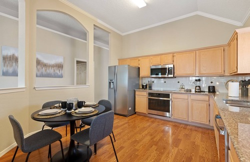 Far North Dallas House | Premier Grand Venture: Jacuzzi, Playground & Guest Rated 9.8