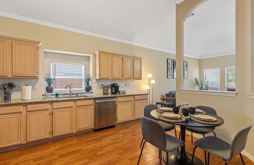 Far North Dallas House | Premier Grand Venture: Jacuzzi, Playground & Guest Rated 9.8