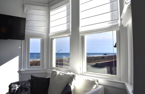 Spring Lake Hotel | Inviting Grand Victorian - Spring Lake with Ocean View Dining