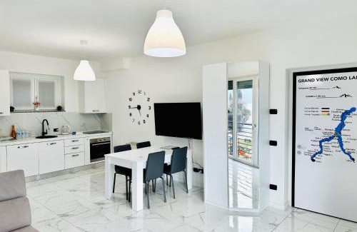 Abbadia Lariana Apartment | Lakefront Grand View Como Apartment with Private Beach