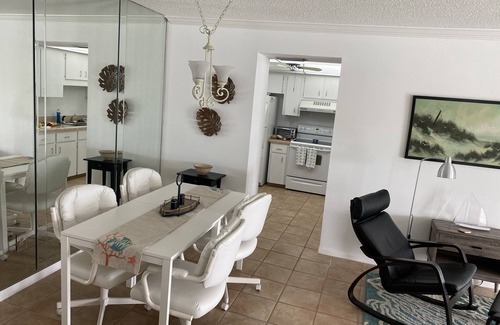 Largo Condo | Serene Waterfront Condo with Grand Views of Intracoastal & Gulf