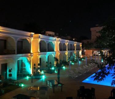Erdek Hotel | Oceanfront Retreat at Grand Vuslat Erdek with Pool Access