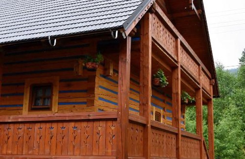 Mala Frankova Ski Chalet | Oceanfront Granddrevenica: Guest Rated 9.8/10 Stay