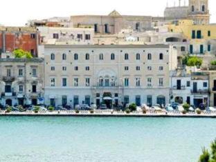 Brindisi Histotic Center Hotel | Experience Grande Albergo Internazionale: Pet Friendly Comfort
