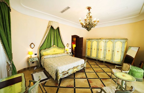 Formia Hotel | Elegant Grande Albergo Miramare with Ocean View & Spa