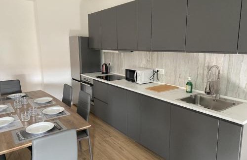 Cantu Apartment | Grande Appartamento familiare - 3 camere 3 bagni - P1