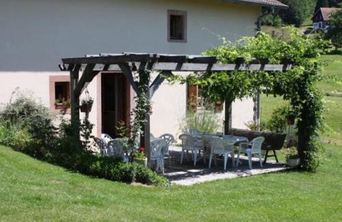 Taintrux House | Beautiful Grande Ferme with Garden & Trails in Vosges